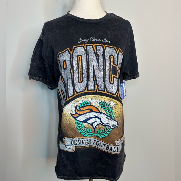 NWT sz L Stoney Clover Lane X '47 Denver Broncos Glitter Rocker Vintage Tee - Picture 2 of 9